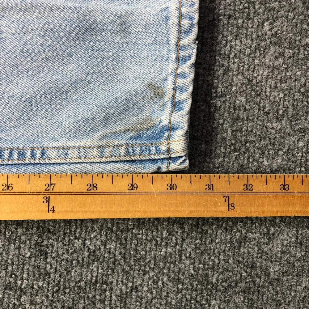 Vintage Levis 550 Relaxed Fit Jeans Mens 36x32 Light Wash Denim Made in USA 90s